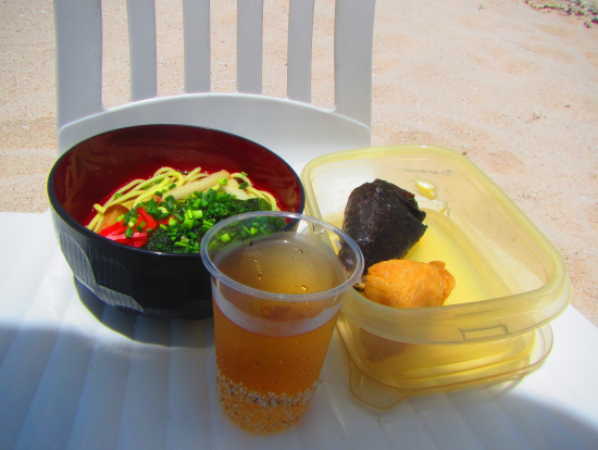 アーサソバと手作りおにぎり めちゃうまです