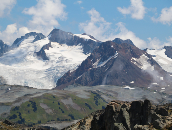 ウィスラー山頂から