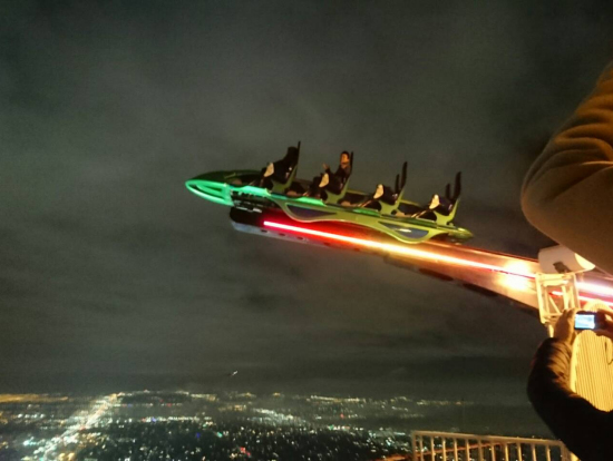 ストラトスフィアタワーで乗ったエックススクリーム