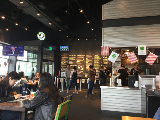 シェイクシャックでランチを!