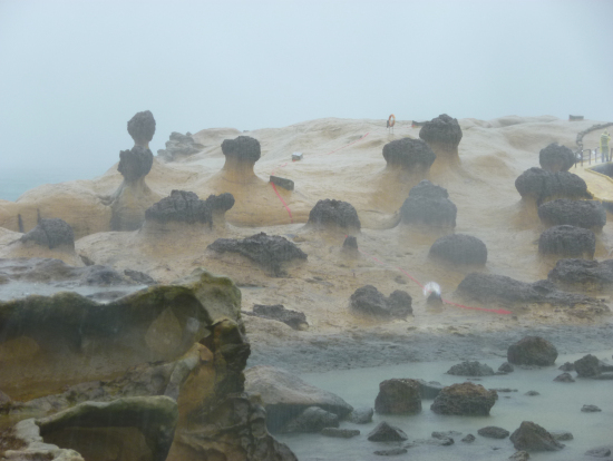 雨の基柳奇岩、晴れた時にもう一度見たい