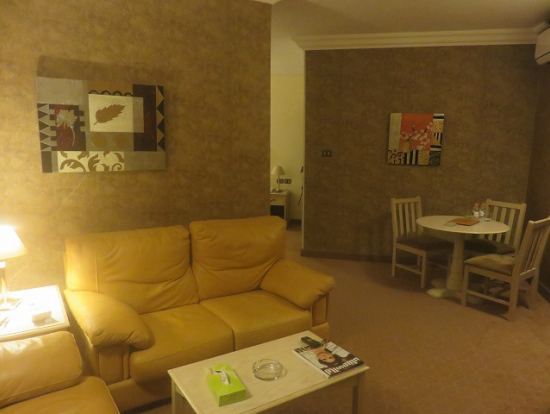 プライムでの予約でしたがリビング付きのお部屋でした。