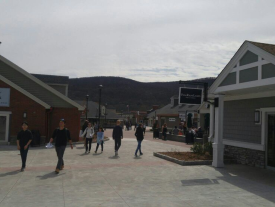 とにかく広いです