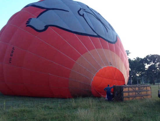気球が膨らみます。ワクワク♪
