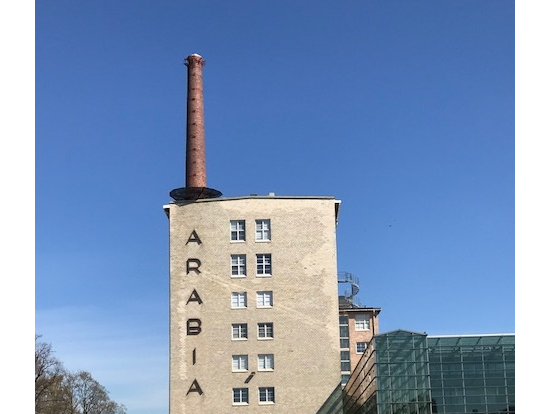 昔は工場だった建物