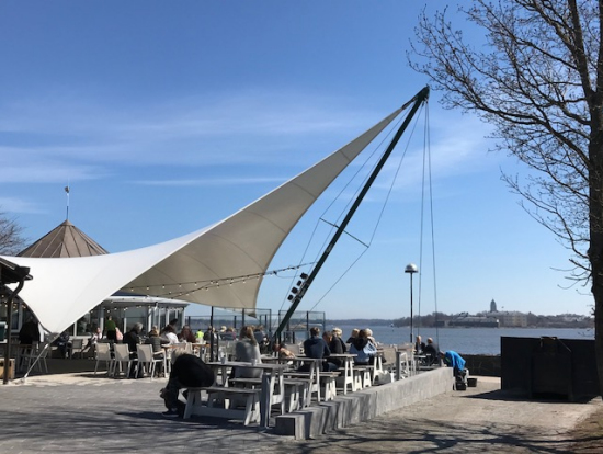 カフェ・ウルスラ