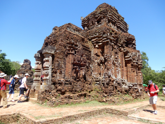 中にも入ることができます