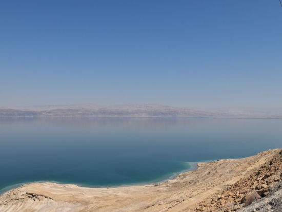マサダから望む死海風景