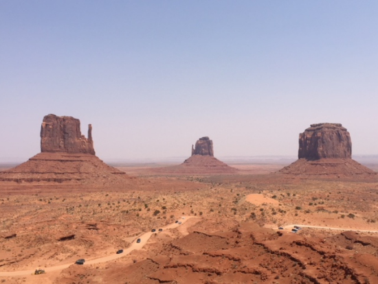 モニュメントバレー