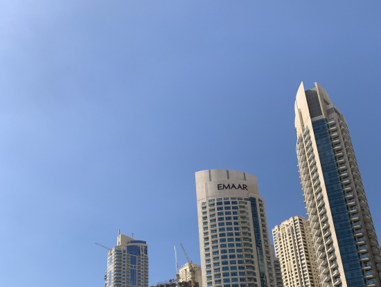 湾内をゆっくりと