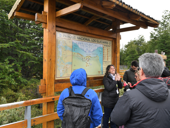 展望台のコース説明(あまり遠くに行かないようにと)