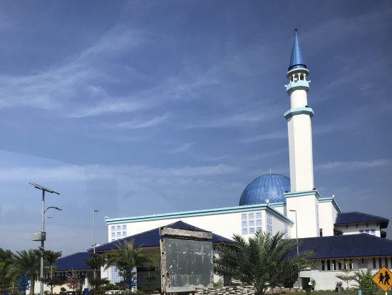 車窓からの風景、モスク