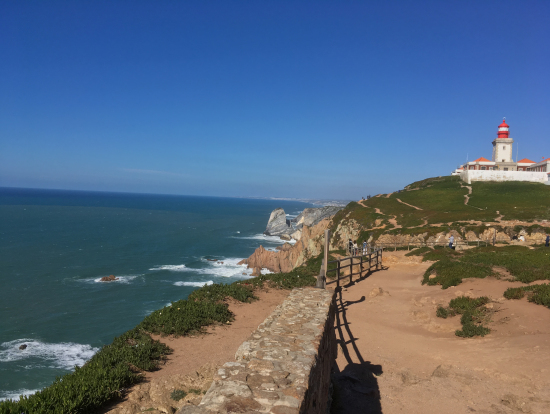 ロカ岬は見事に快晴!でも強風。。。