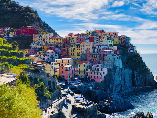 最初の訪問地マナローラ