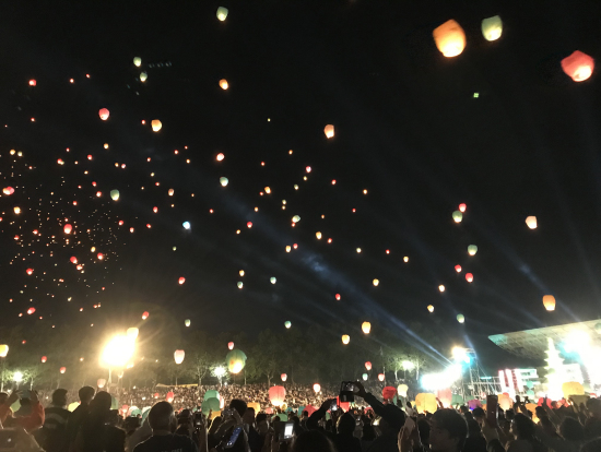 もう少しゆっくり飛んで行って〜^^;