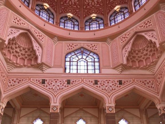 ピンクモスク内部