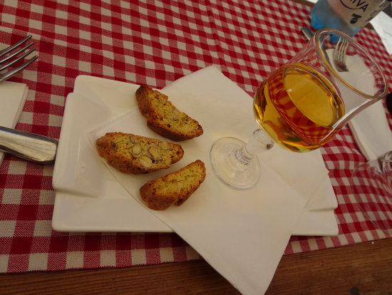 名物シャケトラを注文