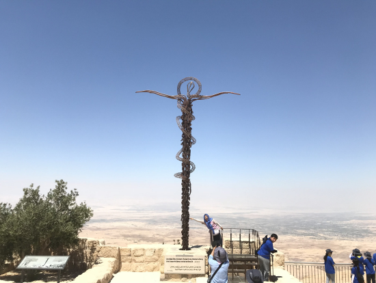 ネボ山のオブジェ