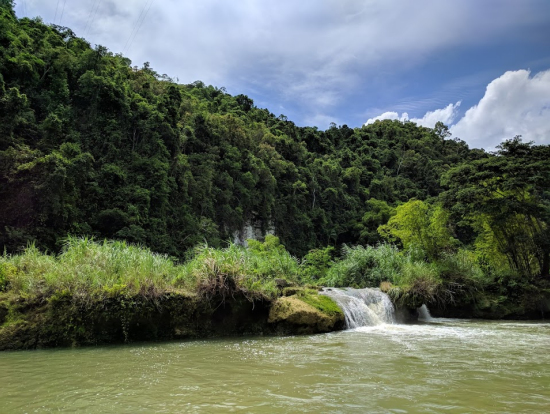 ロボック川クルーズ
