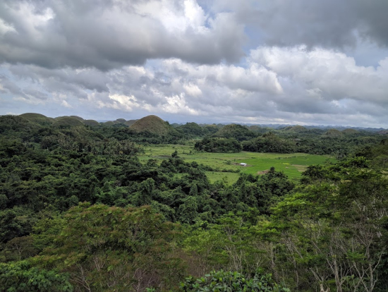 チョコレート・ヒルズ