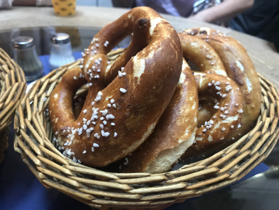 おつまみのプレッツェル