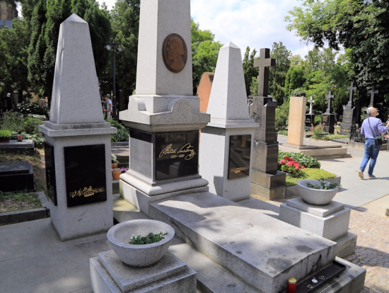 スメタナのお墓