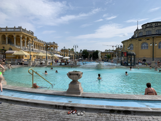 水温は37度くらいであったかい