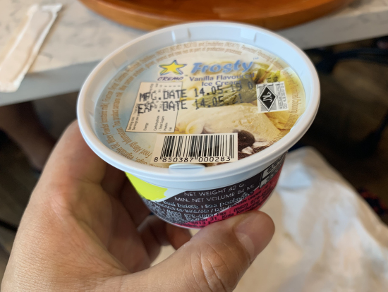 ランチの最後にはアイスも食べられます