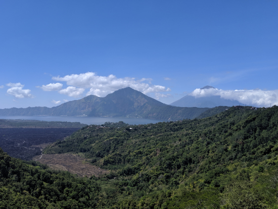 キンタマーニ高原