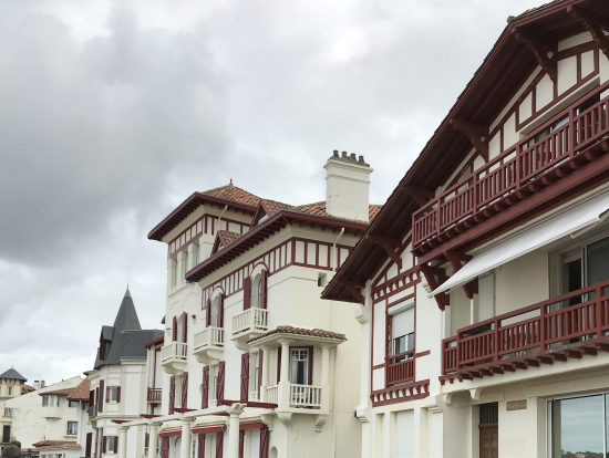 サンジャンドリュズの海岸の家