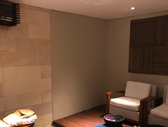 施術室内の様子