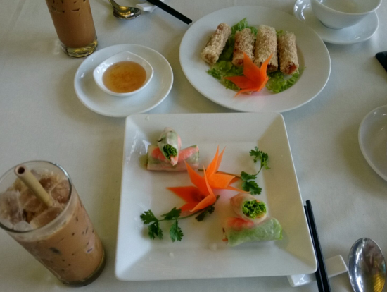 揚げ春巻がオススメです