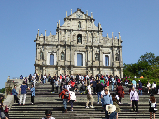 聖ポール天主堂跡。写真タイムをとっていただきました。