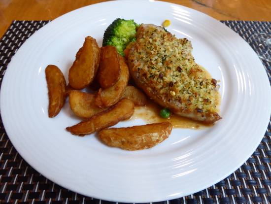 昼食のメイン(お肉)お腹いっぱいになりました。