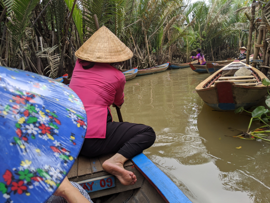 メコン川ジャングルクルーズは10～15分間位。