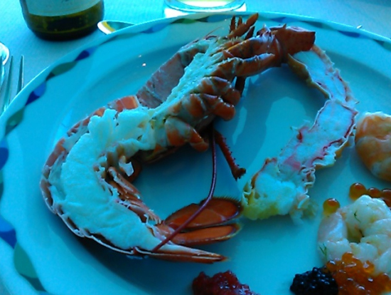 ロブスター、カニも食べ放題
