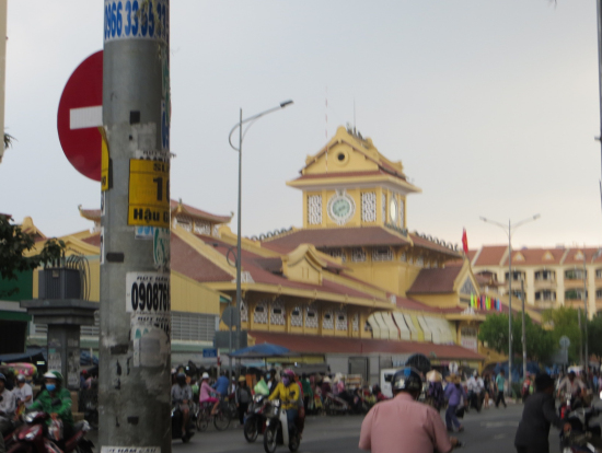 ベンタイン市場