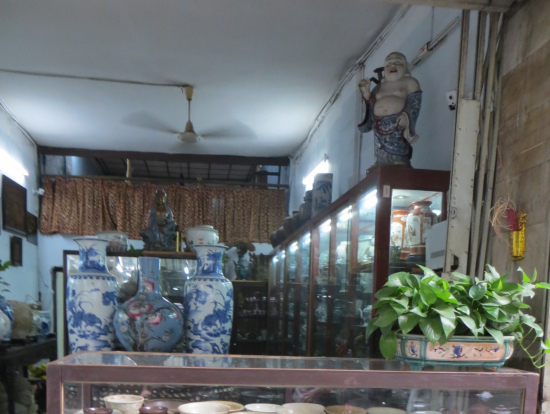 骨董通りのお店