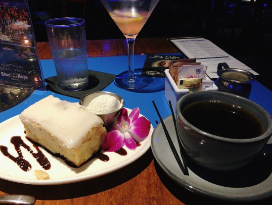 デザートとコーヒー(コーヒーはタダにしてくれた)