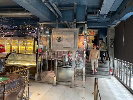 宮原眼科と思いきや姉妹店