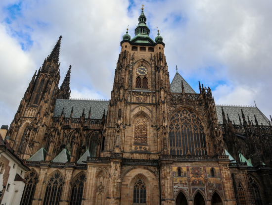 プラハ城内の聖ヴィート大聖堂
