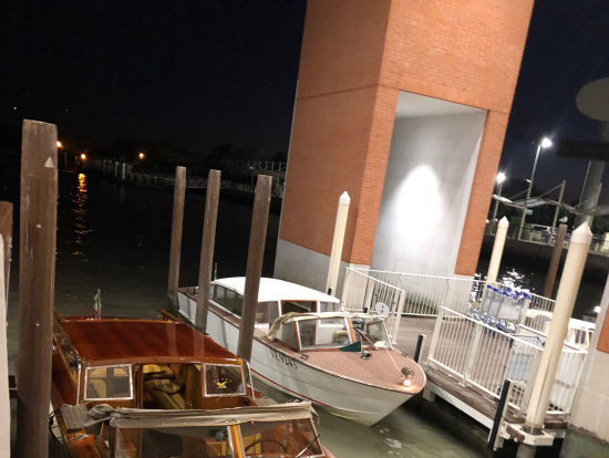 ジェットボート