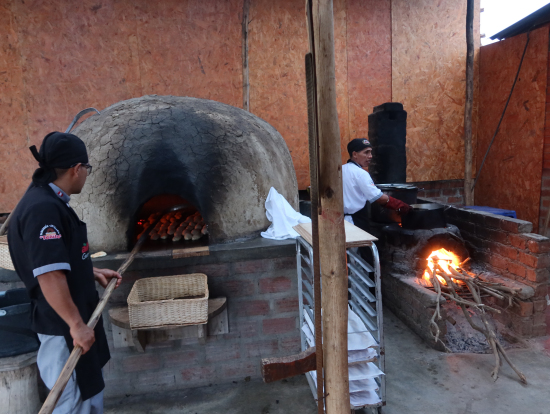 窯の焼きたてパン