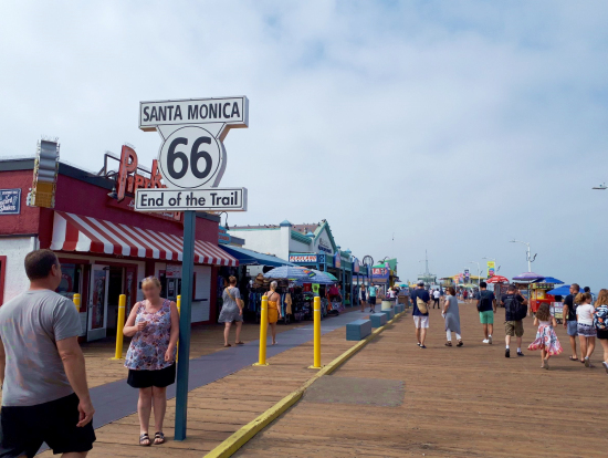 サンタモニカ・ルート66は人気撮影スポット
