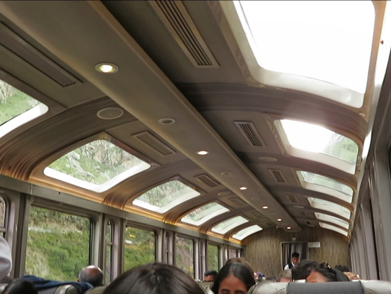 マチュピチュへの移動も気分抜群♪