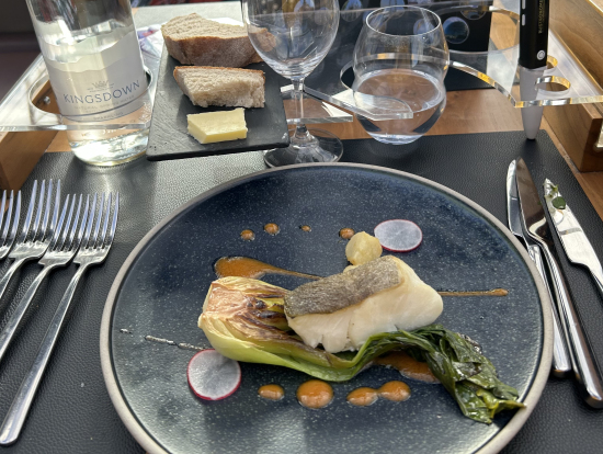 魚料理のタラ　ソースも美味しかったです