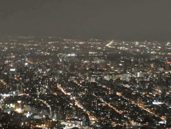 もいわ山山頂から 雲でモヤっとした夜景