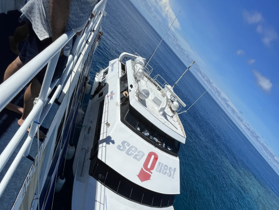 シークエスト号への乗り換え