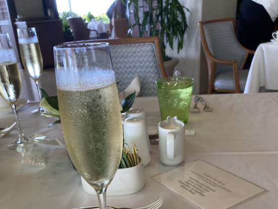 シャンパンのサービス