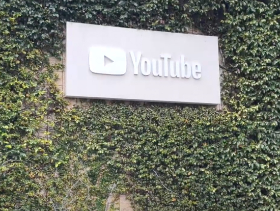 YOUTUBE本社 (建物:撮影禁止)